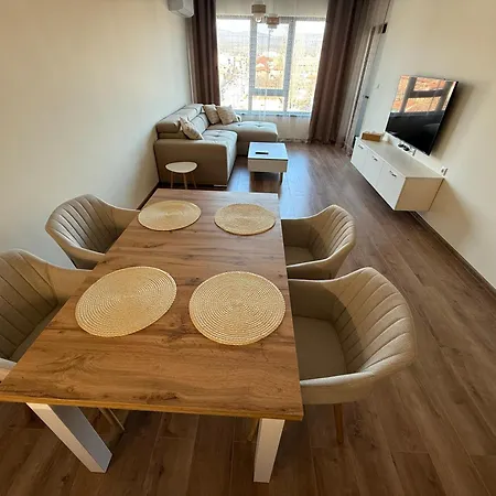 Panorama Luxury Apartament Panaghiurişte